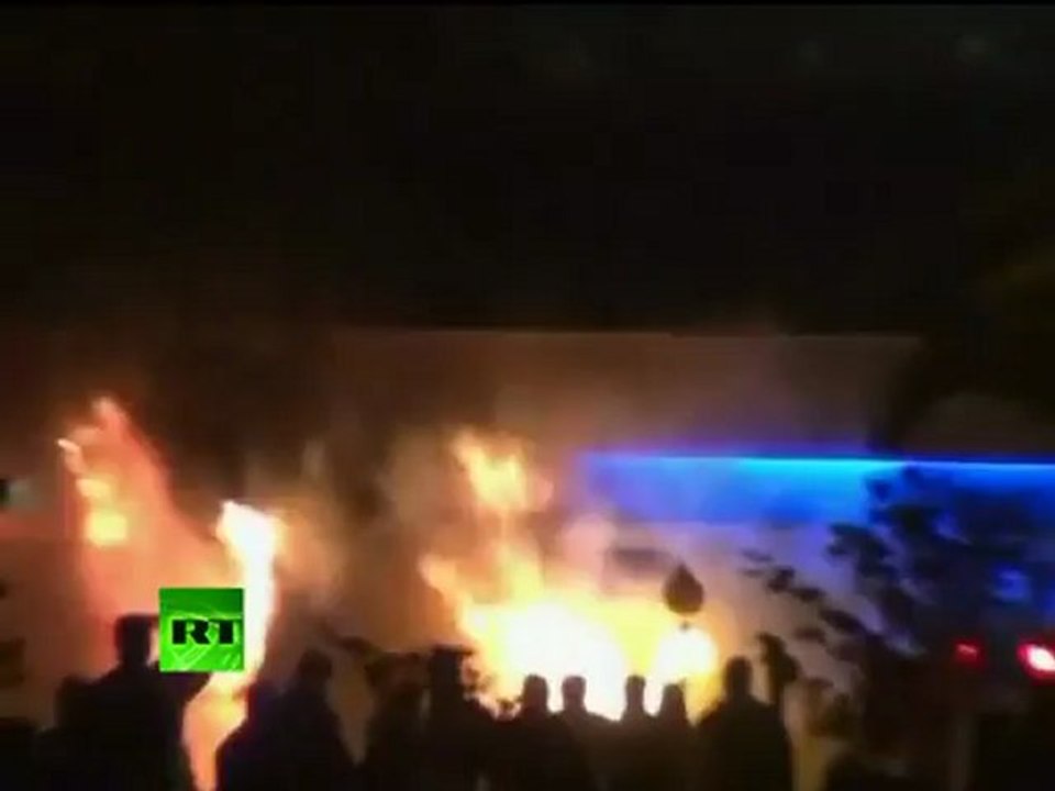 Burning Banks: More footage of Greek chaos and riots
