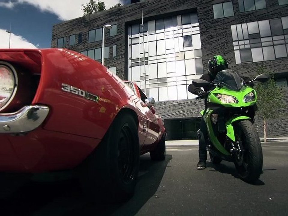 Kawasaki Ninja 300 acción