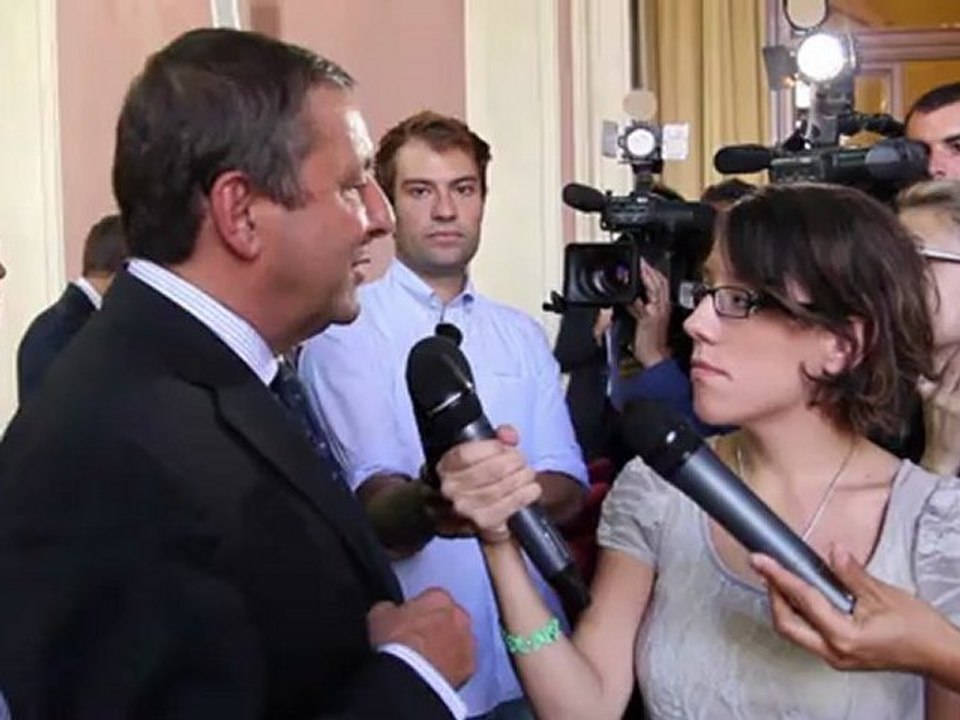 Ministro Profumo: auguri alla scuola e risparmio grazie agli ebook