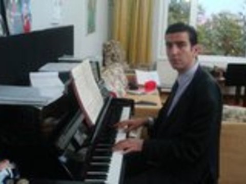 GÖREVİMİZ TEHLİKE Piyano ÖZGÜR SAVAŞ GÜNEY Mision Imposible Görev Aksiyon Action Yabancı Filim Müzik sound track movie Cinema televizyon Oyun Marmara Üniversitesi Öğretmeni Konservatuar Klarnet Versiyon Orijinal Hoca Kolej Lise Okul