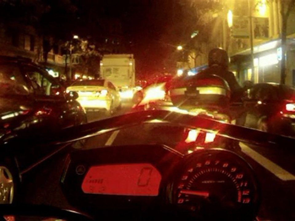 Conducción segura de motocicletas:  Factores de riesgo. La velocidad