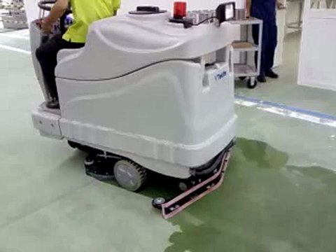 ## Xe ngồi lái chà sàn vừa chà vừa hút %% máy chà sàn dành cho nhà máy @$