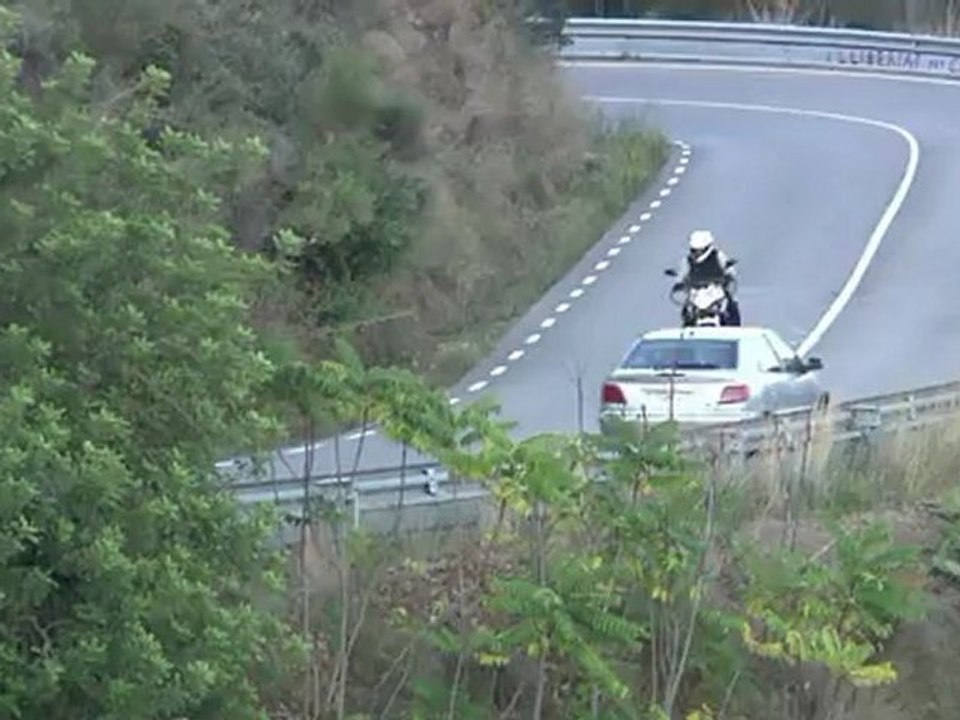 Conducción segura de motocicletas:  Factores de riesgo. La fatiga