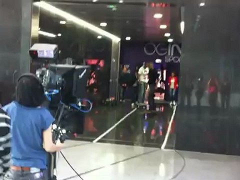 Quand Didier Dinart fait du skateboard avec Tony Parker