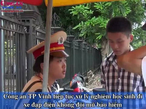 CA TP Vinh tiếp tục xử lý nghiêm học sinh đi xe đạp điện không đội MBH