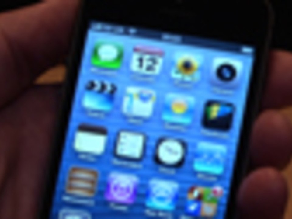 iPhone 5 hands-on video