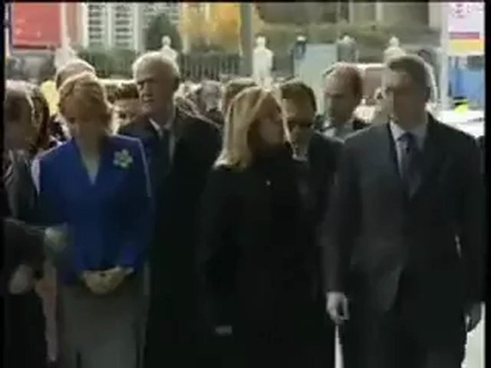 Frío beso entre Gallardón y Esperanza Aguirre