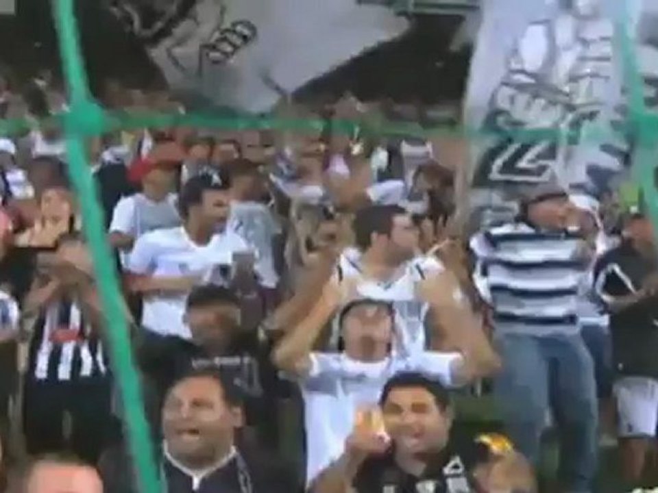 Brasileiro: Ronaldinho siegt mit Mineiro in Überzahl