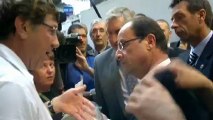 François Hollande sur le stand de la Confédération Paysanne au Space 2012