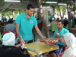 Menemen Belediye Spor  Buca huzurevini ziyaret etti