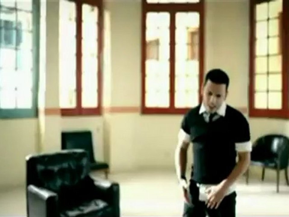 Tito El Bambino - El Amor