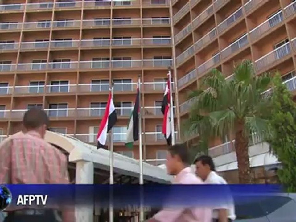 Syrie: le médiateur Lakhdar Brahimi entame sa première visite