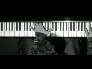 Chilly Gonzales concert privé (extrait)