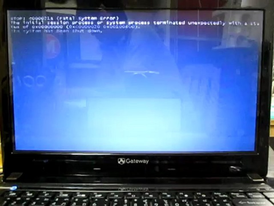 โน๊ตบุ๊ค Gateway ไม่เข้า Win7 และ Restart เอง