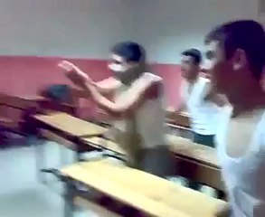 Liselilerden Okulda Veli Toplantısı Skeci_2