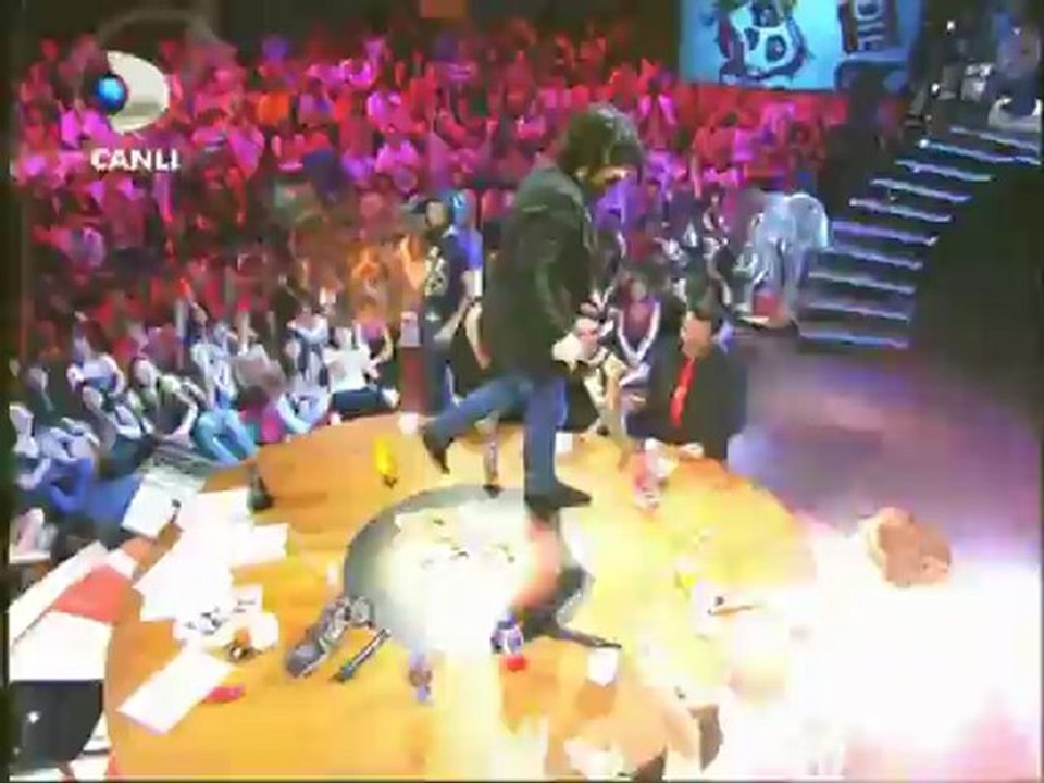 Disko Kralı - Okan Bayülgen Testere Özel Versiyon