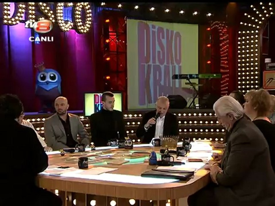 Disko Kralı - Nazım Hikmet - Gidenlerin Türküsü [ Cahit Saner ]