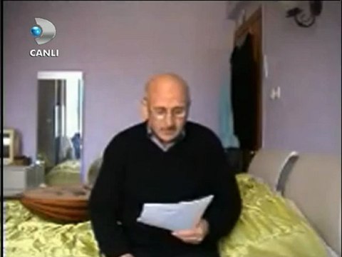 Disko Kralı - Bu Kafa Ne Kafası - Şiir