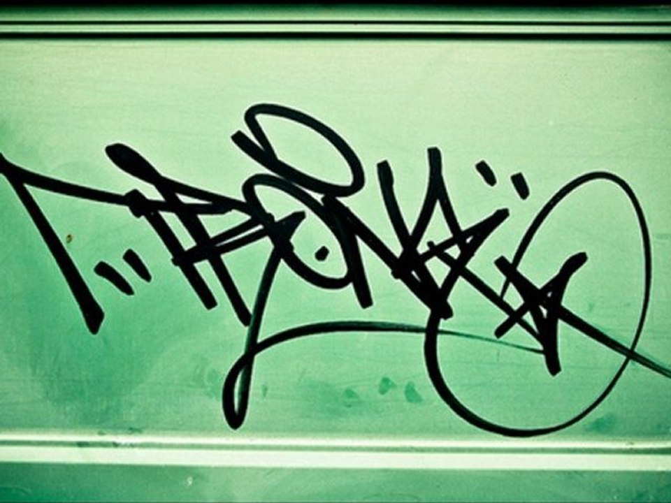 Rapsody ft Raekwon - Black Diamonds ( 9th wonder )