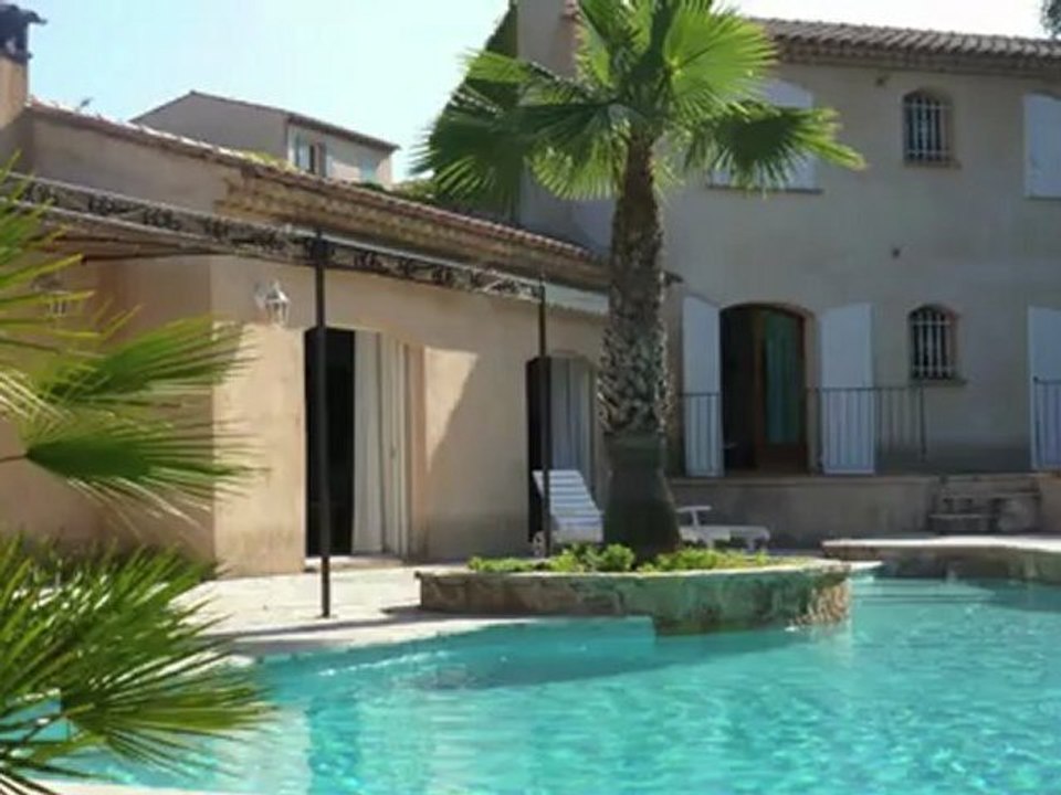 Villa à vendre 6 pièces - Cannes Roquette Residentiel (06400) - 200 m² avec piscine