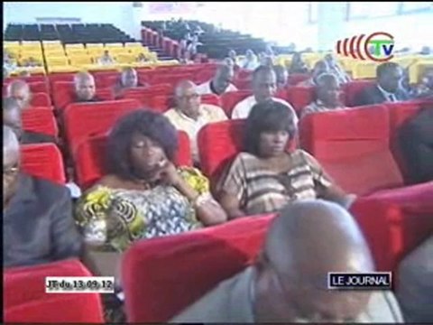 Séance de travail entre sénateurs et conseillers municipaux de Brazzaville
