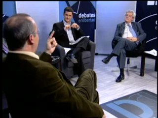 Debates en Libertad: las radios de  los políticos. 16/01/10