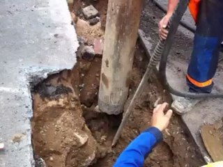 Pont-à-Mousson : le camion aspirateur (2)