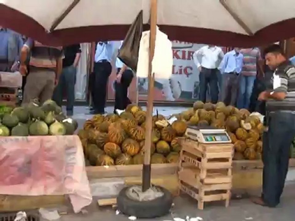 pazar yerinde cinayet