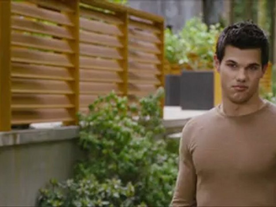 TWILIGHT CHAPITRE 5 : REVELATION - PARTIE 2 - Teaser VF