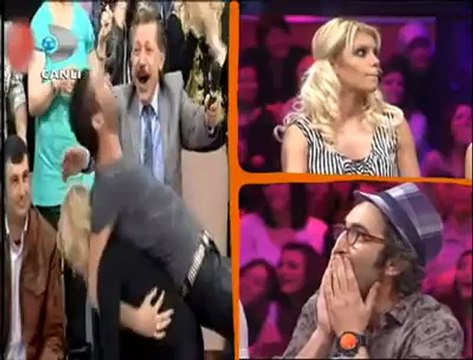 Disko Kralı - Okan Bayülgen : Türkiyem Bu Güzellikleri Hak Ediyor