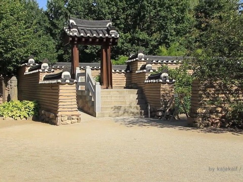 Koreanischer Garten (Seouler Garten) in den Gärten der Welt, 한국어 가든 (서울 가든)