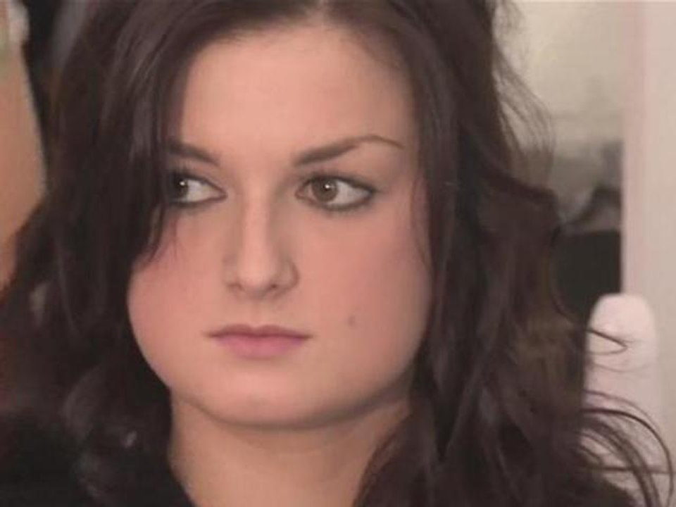 How To Style Brunette Hair