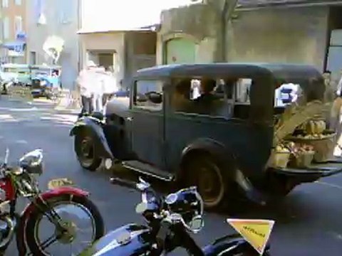 Motos est Voitures Anciennes à Pernes Les Fontaines 15 Septembre 2012