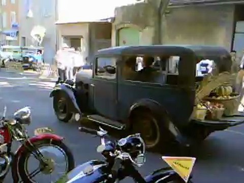 Motos est Voitures Anciennes à Pernes Les Fontaines 15 Septembre 2012