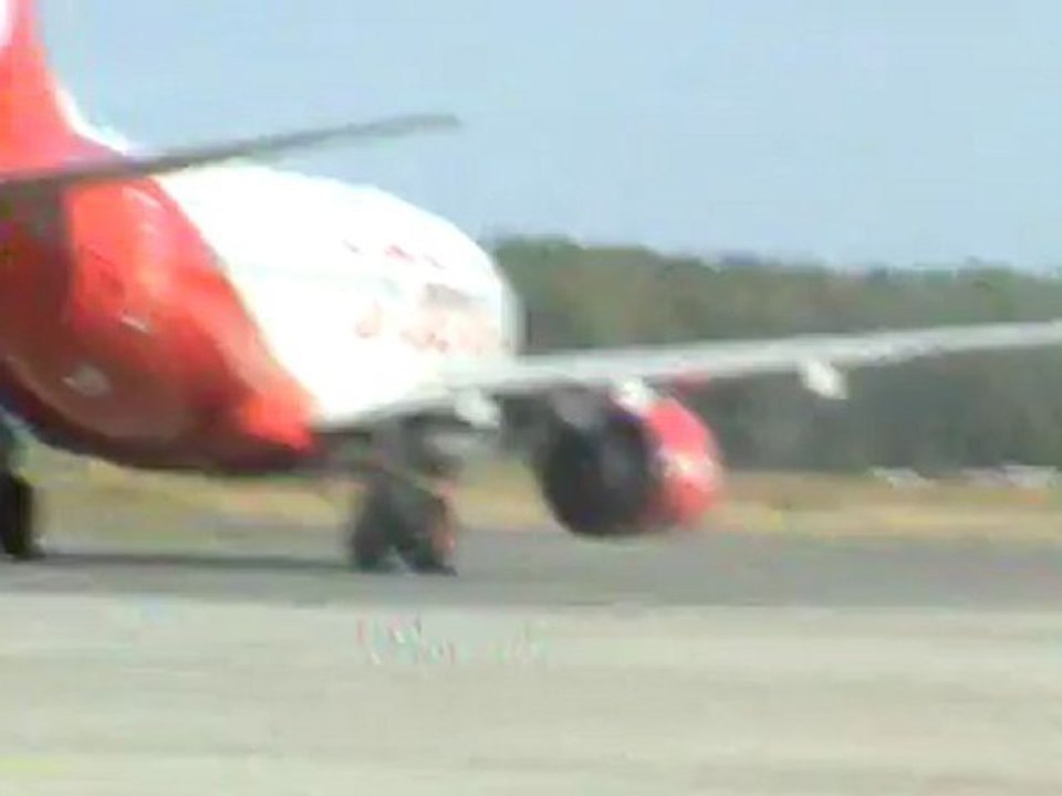 Nürnberg Airport Rundfahrt Sunny Cars Holidayparken Moevenpick Hotel (30)