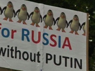 Anti-Putin protesters march in Russia