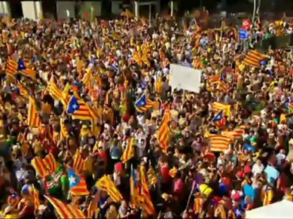 TV3 - Barcelona - Milers de manifestants ocupen el centre de Barcelona