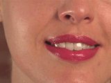 How To Apply Glossy Lipstick