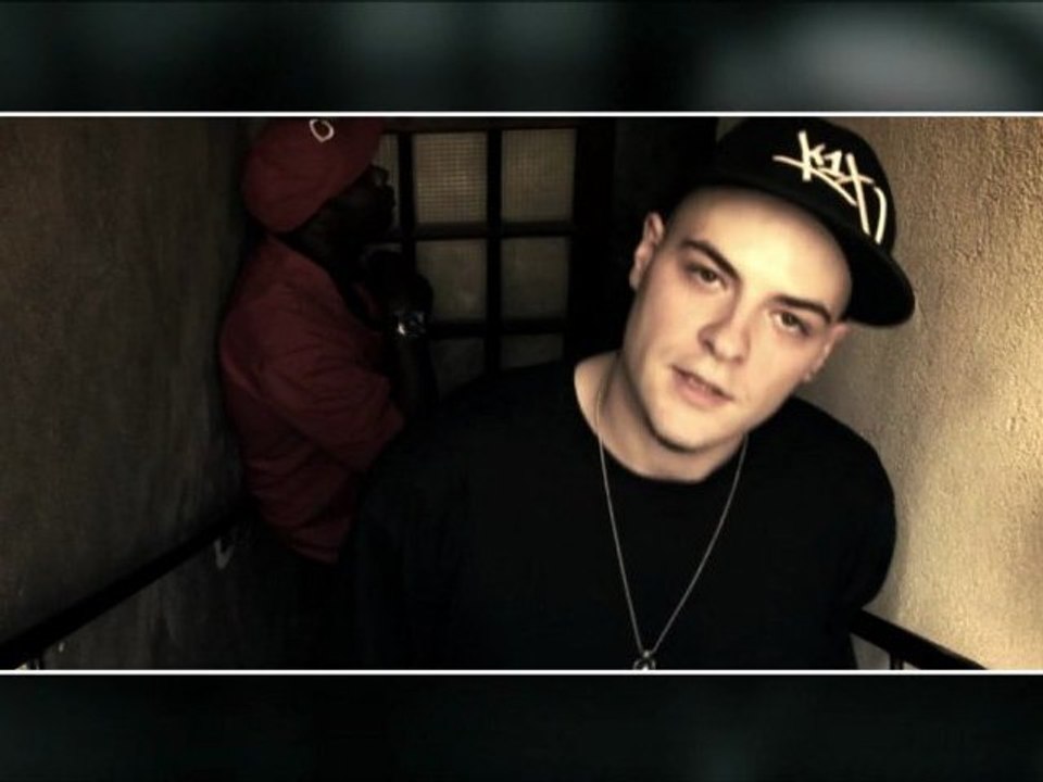 Lil Joker feat. Winny - FUME TA SHIT (clip officiel) 2012