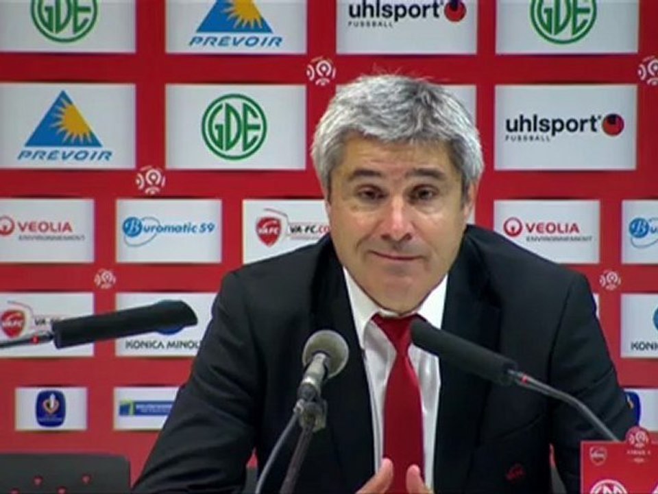 Conférence de presse Valenciennes FC - Girondins de Bordeaux : Daniel  SANCHEZ (VAFC) - Francis GILLOT (FCGB) - saison 2012/2013