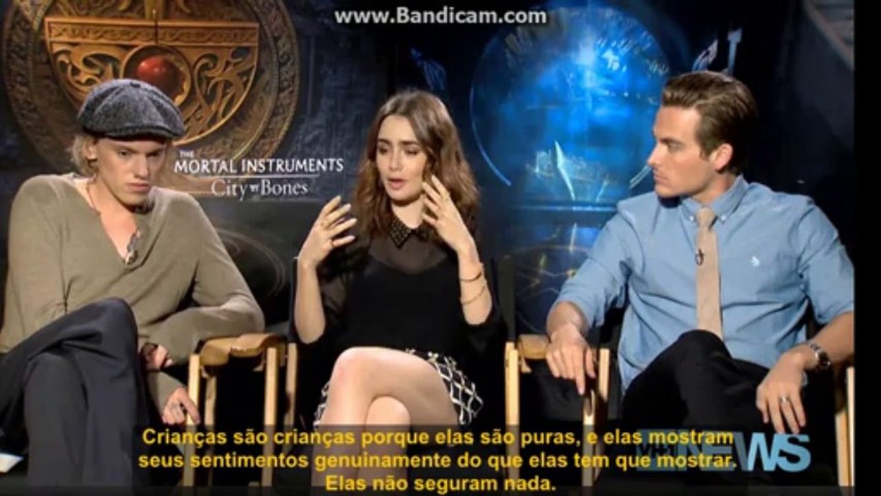 Entrevista com o elenco para a VH1