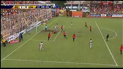 Polémica con gol de Palacios