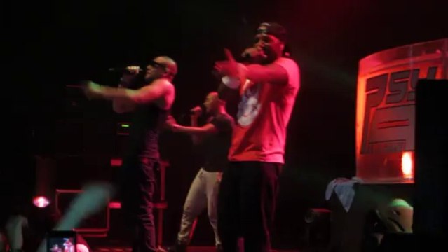 vengeance aux 2 visages 2 Psy 4 de la rime sur Man Down de Rihanna