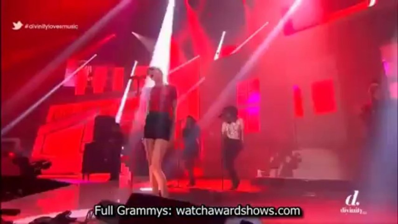 Taylor Swift live performance MTV Video Music Awards 2013