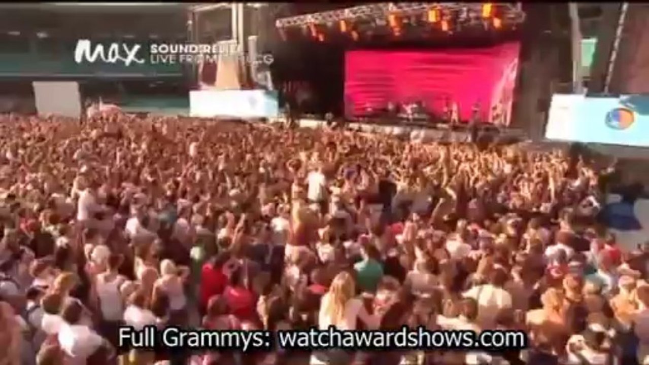 Taylor Swift Trouble live performance MTV Video Music Awards 2013