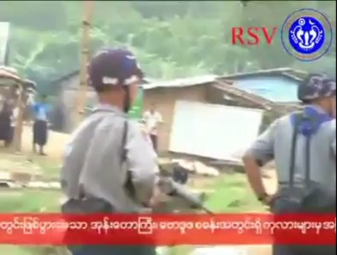 محاصرة الجيش البورمي لمنازل المسلمين في بورما 2013 - Burmese army besieged the homes of Muslims in Burma