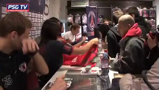 Dédicaces sur les Champs