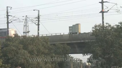 Delhi-kashmere gate-metro-10