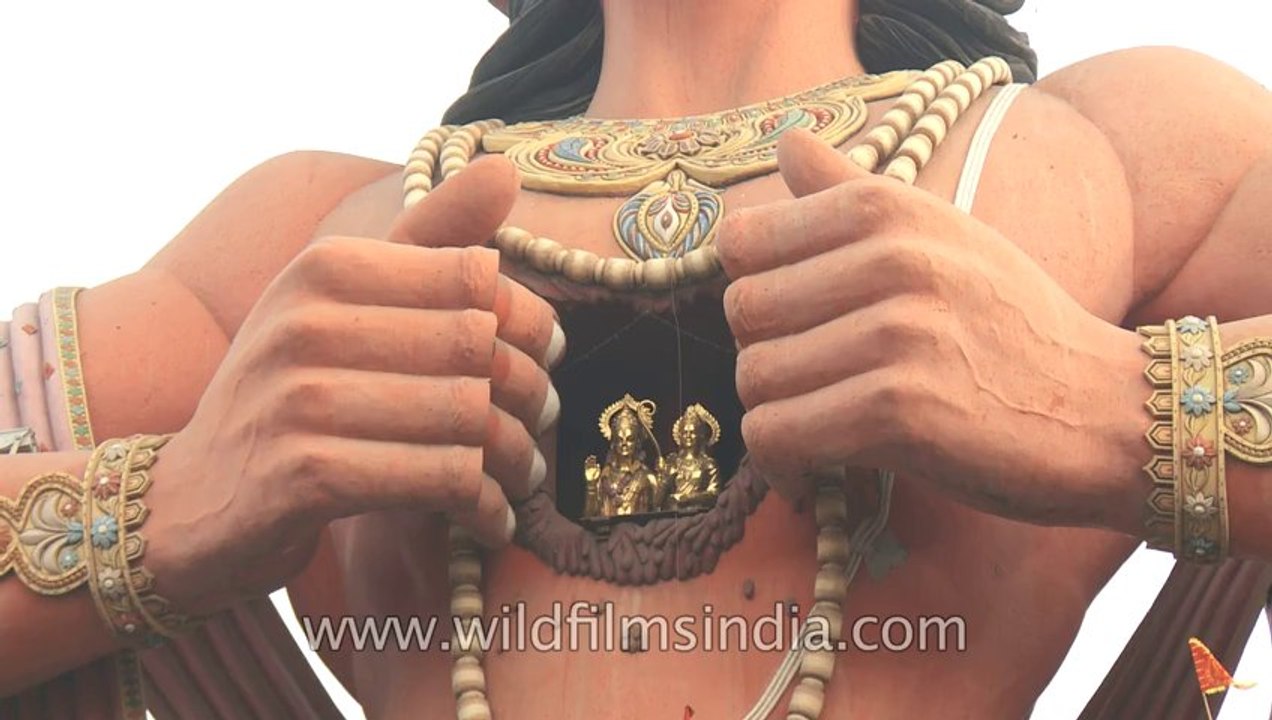Karol bagh-Hanuman statue-traffic-2