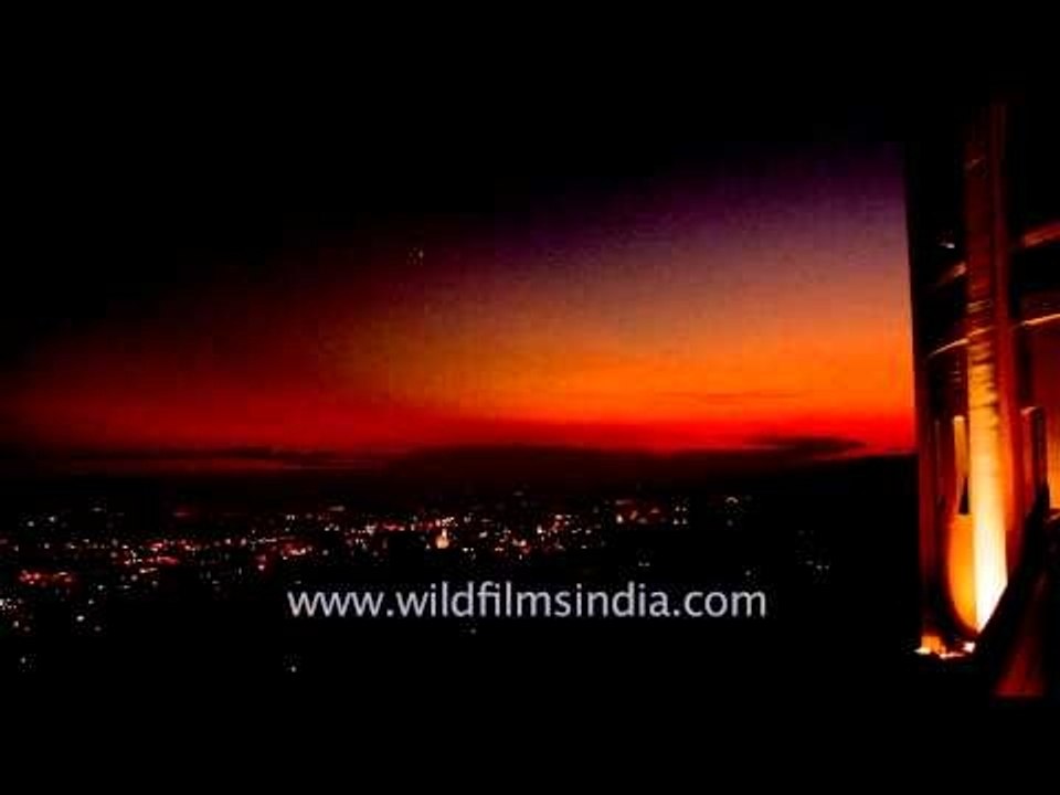 Time lapse: Red cloud and sunset time lapse of LA city
